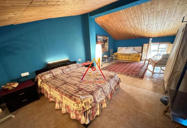 Casa de pueblo en Santísima Trinidad