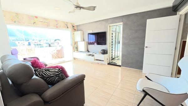 Piso en calle Calíope s/n