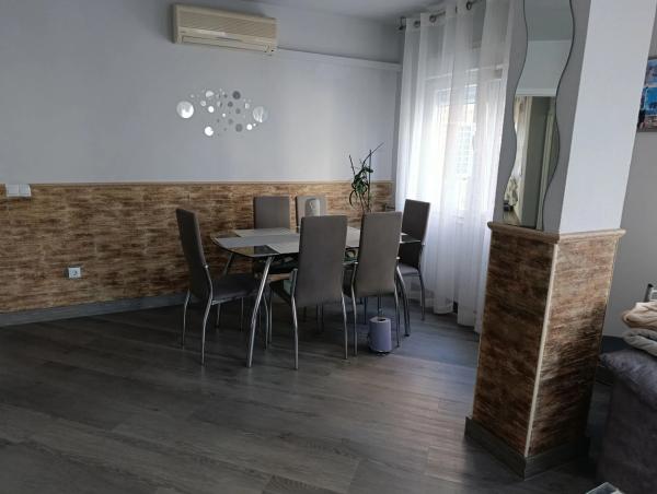 Piso en avenida Marina Baixa, 5