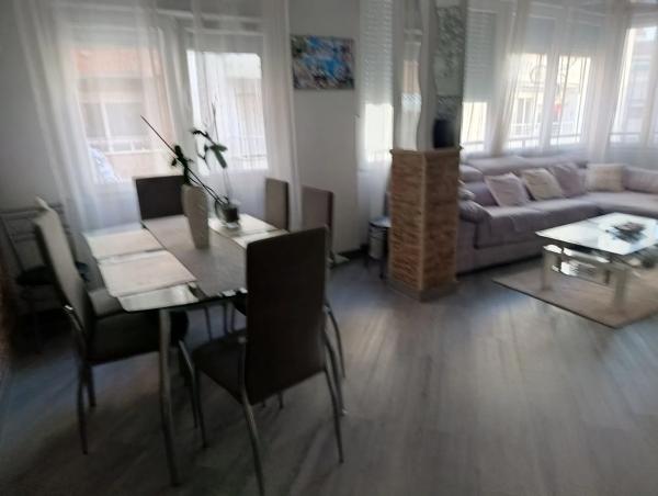 Piso en avenida Marina Baixa, 5