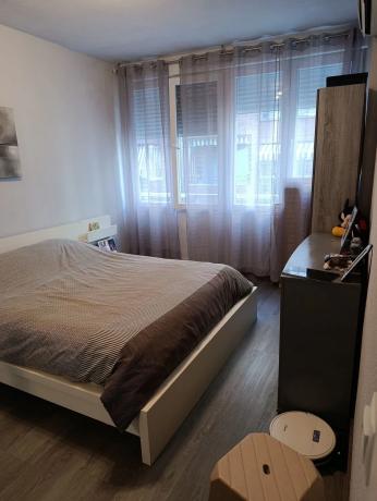 Piso en avenida Marina Baixa, 5