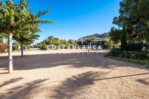 Piso en calle Neptú