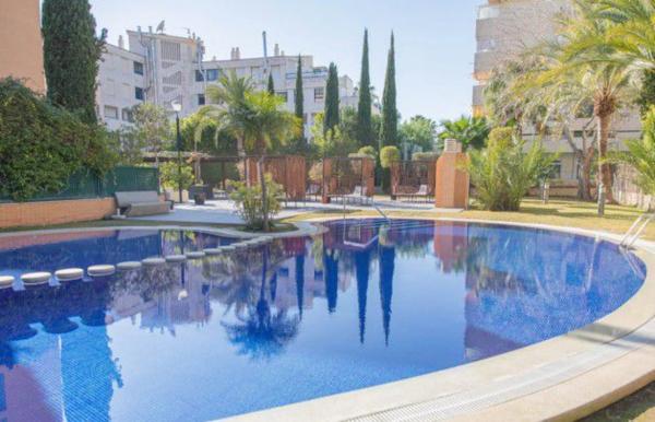 Ático en avenida de Oscar Esplà