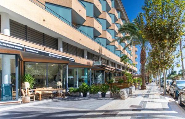 Ático en avenida de Oscar Esplà