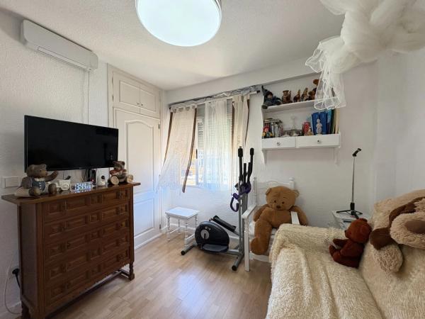 Piso en avenida de Oscar Esplà, 6