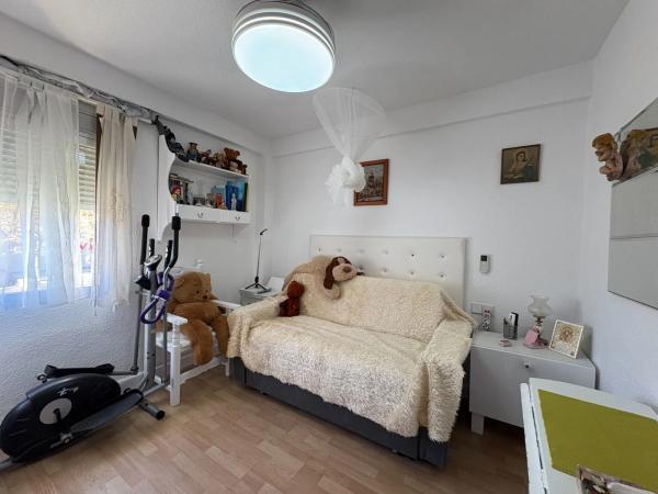 Piso en avenida de Oscar Esplà, 6