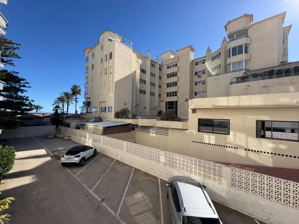 Piso en avenida de Oscar Esplà, 6