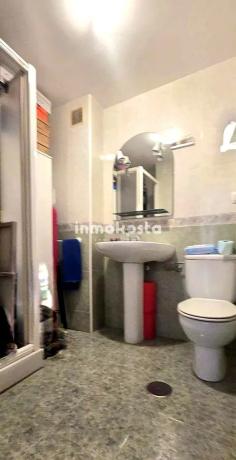 Piso en avenida País Valencià