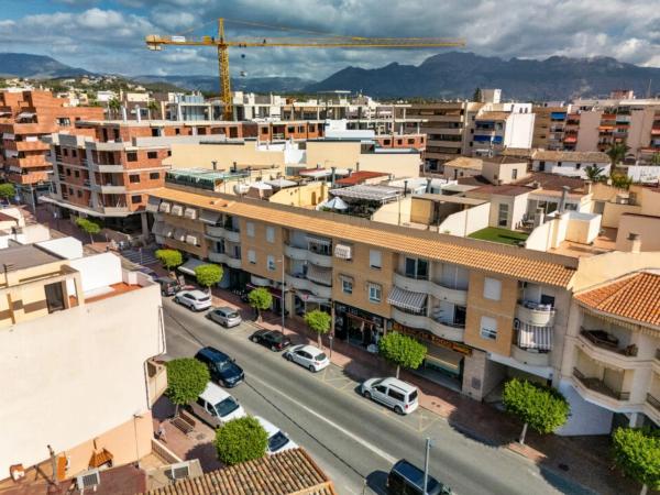Ático en avenida País Valencià