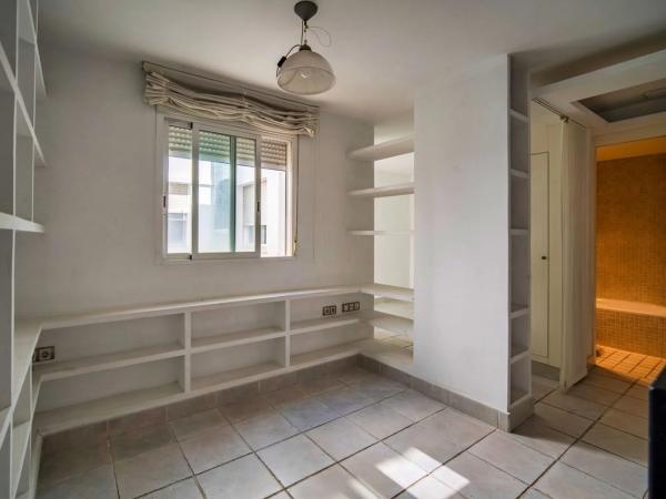 Ático en avenida País Valencià