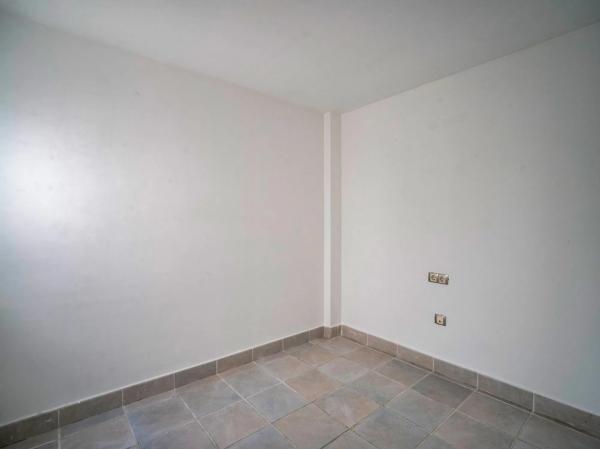 Ático en avenida País Valencià