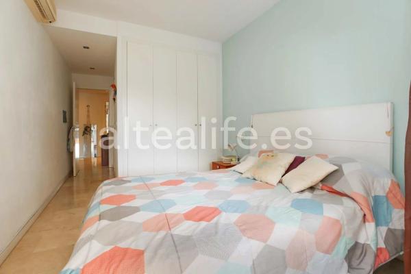 Piso en calle Isla de Altea