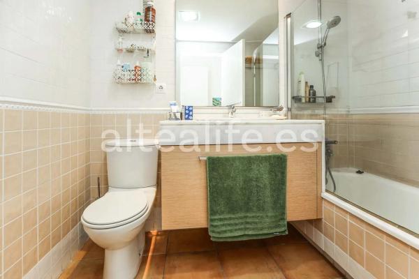 Piso en calle Isla de Altea