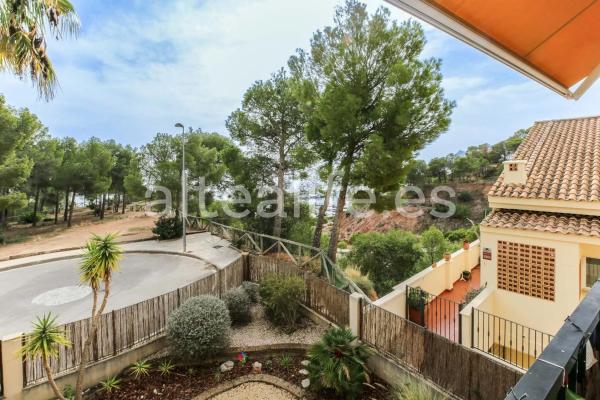 Piso en calle Isla de Altea