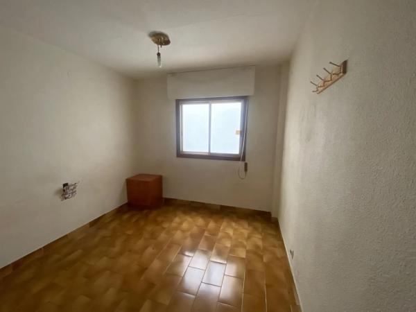 Piso en calle de Sella, 4