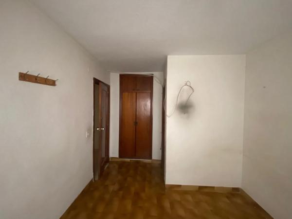 Piso en calle de Sella, 4