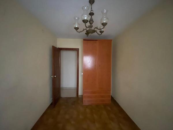 Piso en calle de Sella, 4