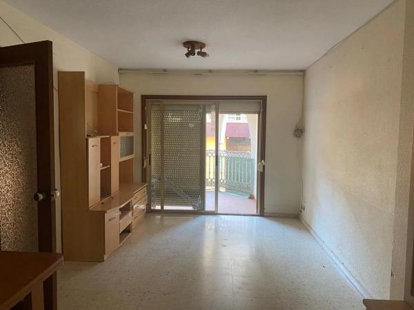 Piso en calle de Sella, 4