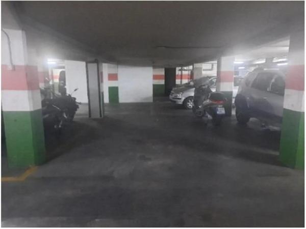 Piso en avenida Callosa D'Ensarrià