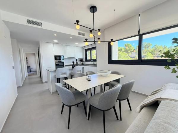 Piso en calle Presidente Adolfo Suárez s/n