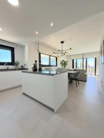 Piso en calle Presidente Adolfo Suárez s/n