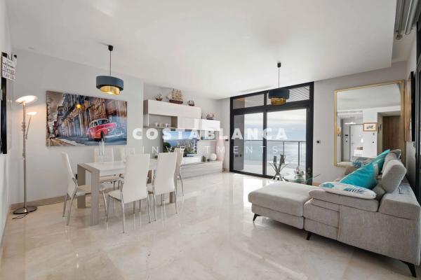 Piso en avenida República Argentina