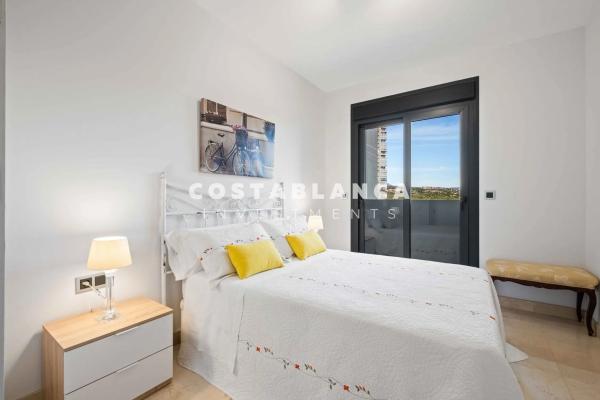 Piso en avenida República Argentina