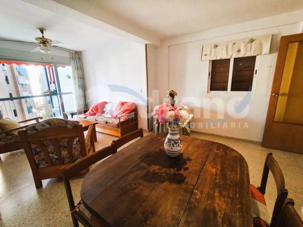 Piso en avenida de Montecarlo, 12