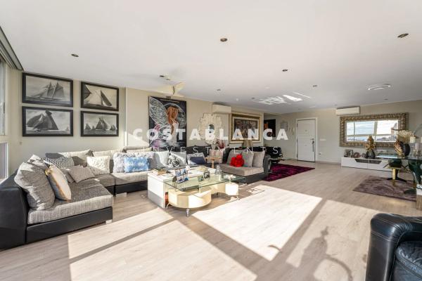 Ático en calle del Secretario Juan Antonio Baldovi