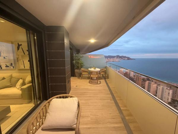 Piso en avenida de Benissa, 2