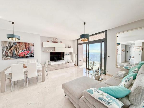 Piso en avenida República Argentina