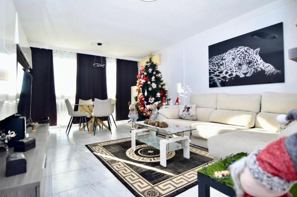 Piso en avenida de Suecia, 2