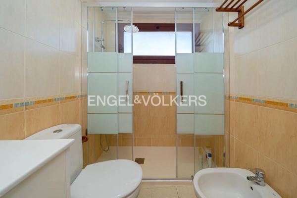 Piso en calle Derramador, 3