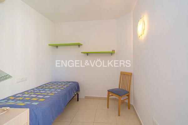 Piso en calle Derramador, 3