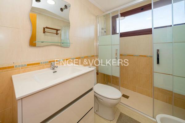 Piso en calle Derramador, 3