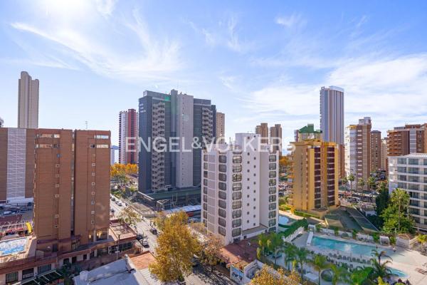 Piso en calle Derramador, 3