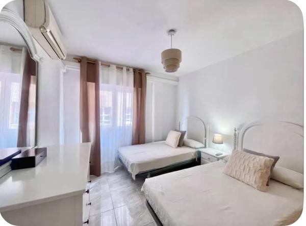 Piso en calle Apolo XI