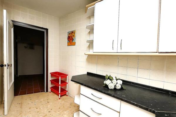 Piso en calle del Capitán Cortés