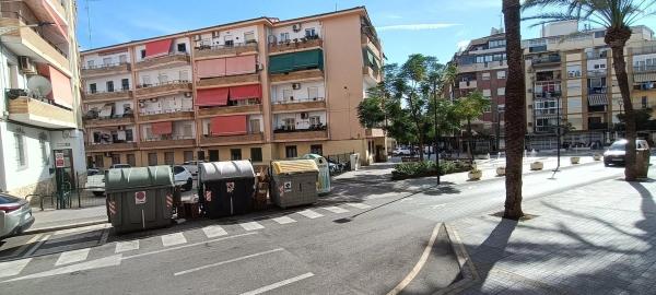 Piso en plaza de Neptuno