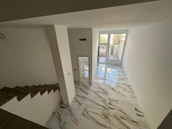 Piso en calle Sierra Dorada