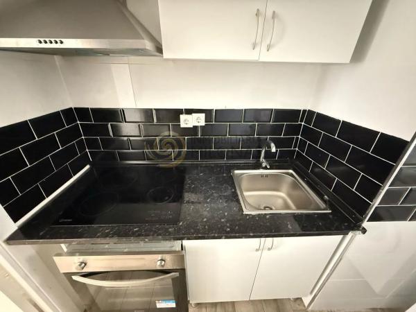 Piso en calle Derramador, 14