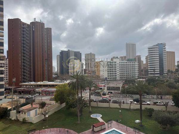 Piso en calle Derramador, 14