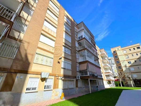 Piso en avenida de Emilio Romero