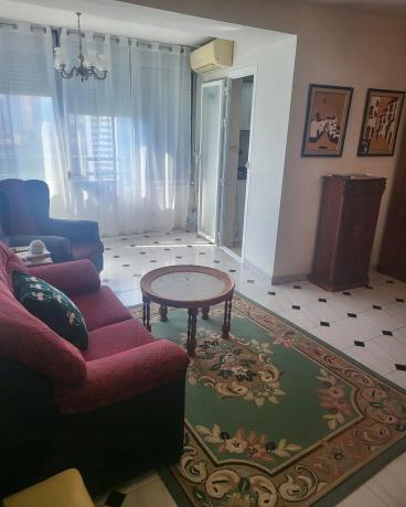 Piso en avenida República Argentina