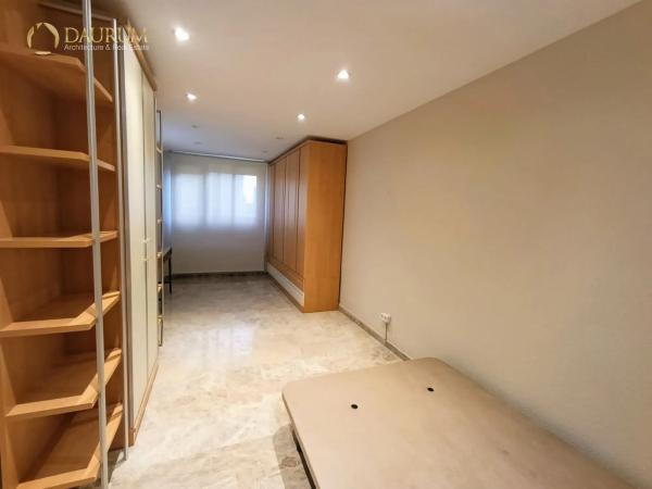 Piso en avenida del Municipi