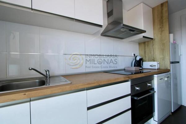 Piso en calle de Viena, 8