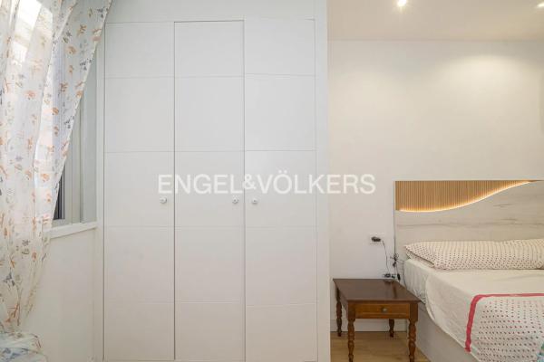 Piso en avenida de la Armada Española, 5