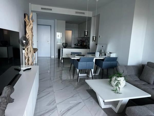 Piso en Av Villajoyosa La