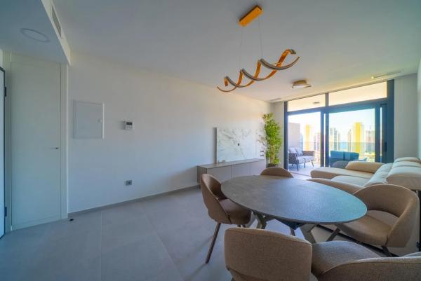 Piso en calle Presidente Adolfo Suárez