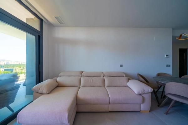 Piso en calle Presidente Adolfo Suárez